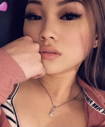 Алина, 23 года, 2 размер груди